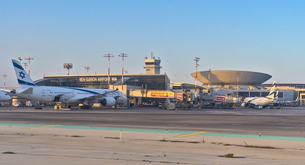 Israel evacuates passengers from plane at Ben Gurion Airport Israel evacuates passengers from plane at Ben Gurion Airport