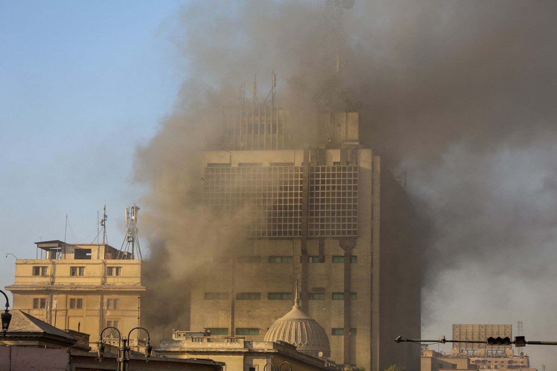 Three killed, 17 injured in New Cairo mall explosion | Al Bawaba