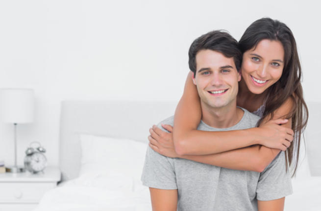 لمسات المرأة وتأثيرها السحري على الرجل البوابة