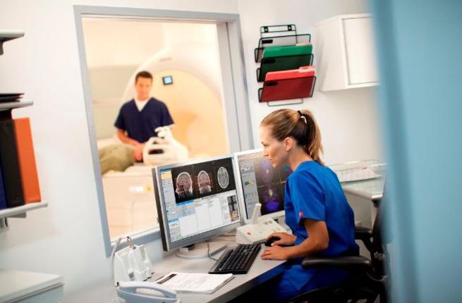 Philips receives FDA clearance to market its first whole body PET/MR ...