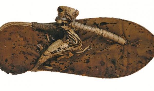 king tut costume sandals