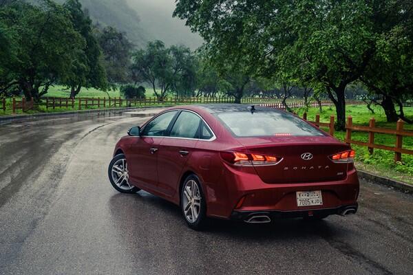 Hyundai sonata business