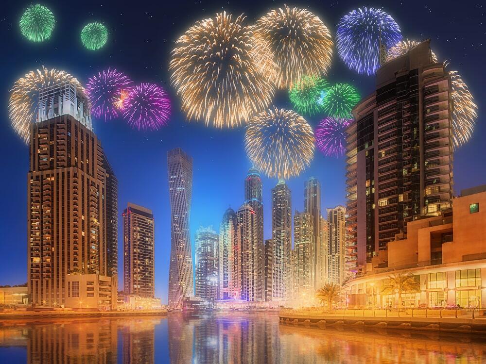 Follow the Lights Tips on How and Where to See DSF Fireworks Al Bawaba