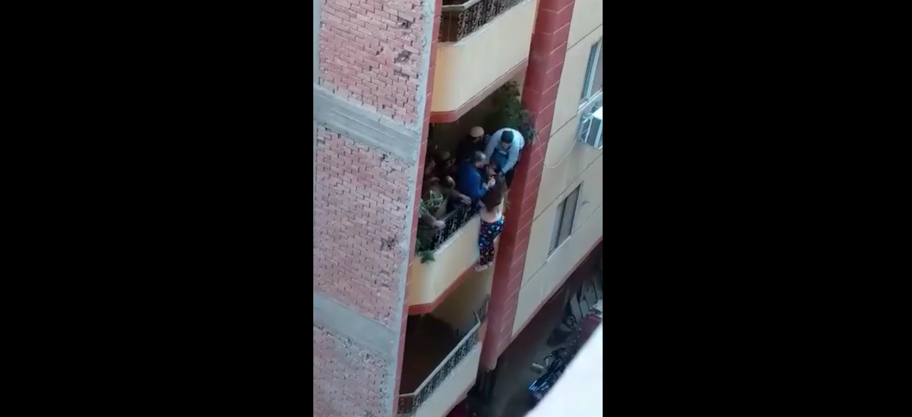 Egyptian Throws Wife Off Balcony, Dangles on Railings (Video) Al Bawaba