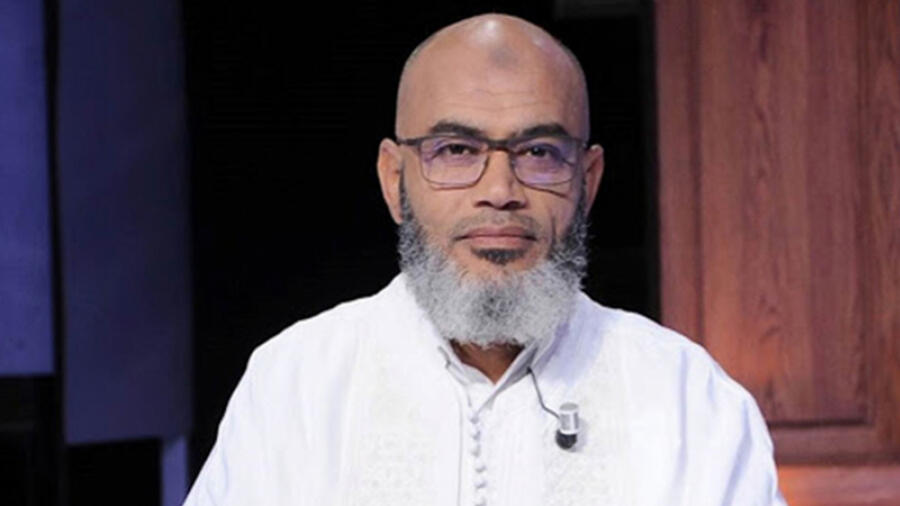 توقيف الشيخ محمد الهنتاتي المحسوب على قيس سعيّد بتهمة التحرش الجنسي | البوابة توقيف الشيخ محمد الهنتاتي المحسوب على قيس سعيّد بتهمة التحرش الجنسي | البوابة