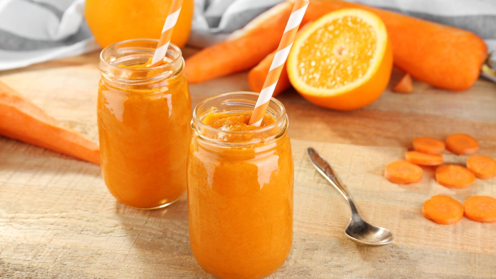 فوائد شرب عصير البرتقال والجزر خلال