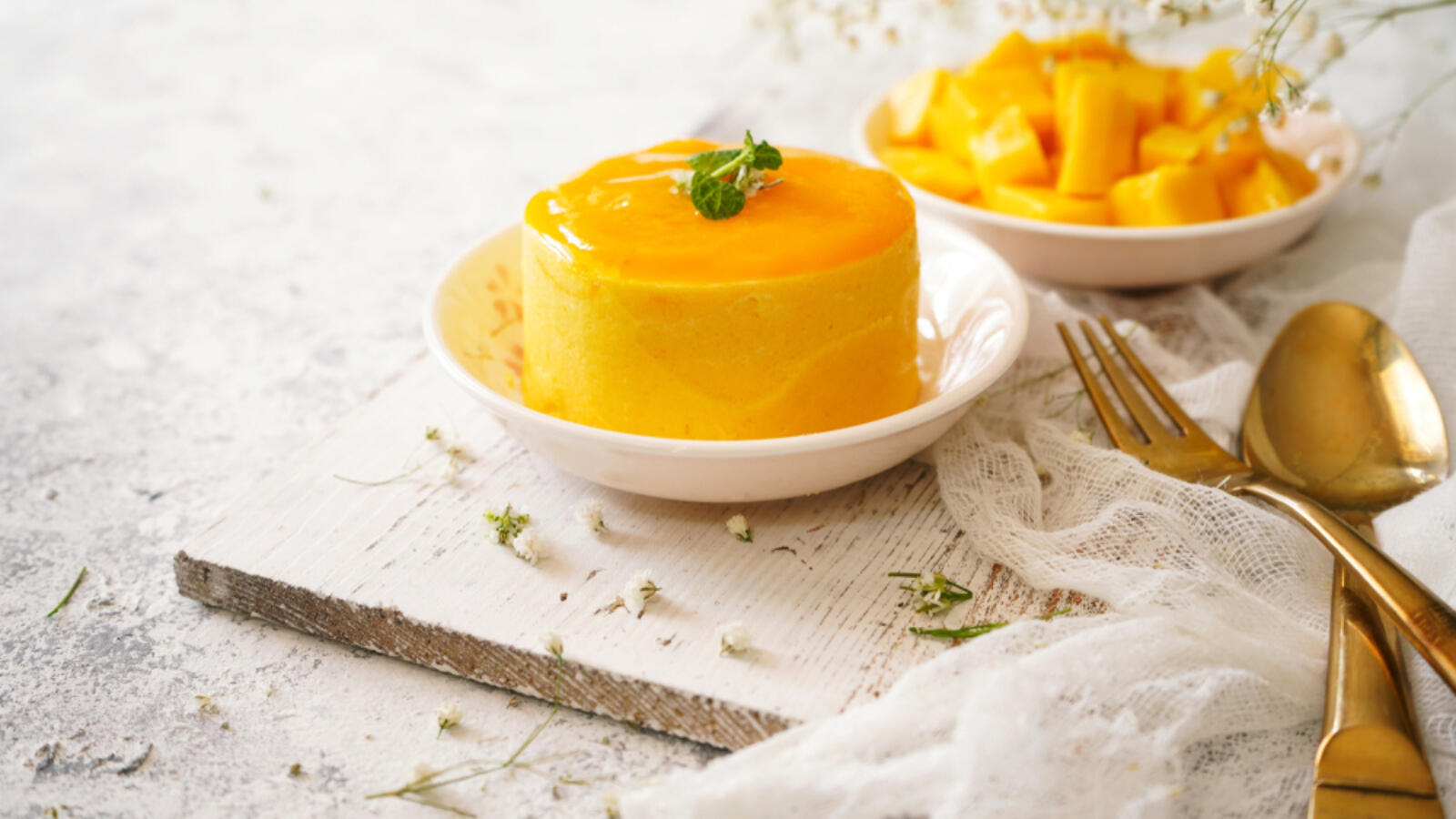 حلويات مثلجة موس المانجو البوابة