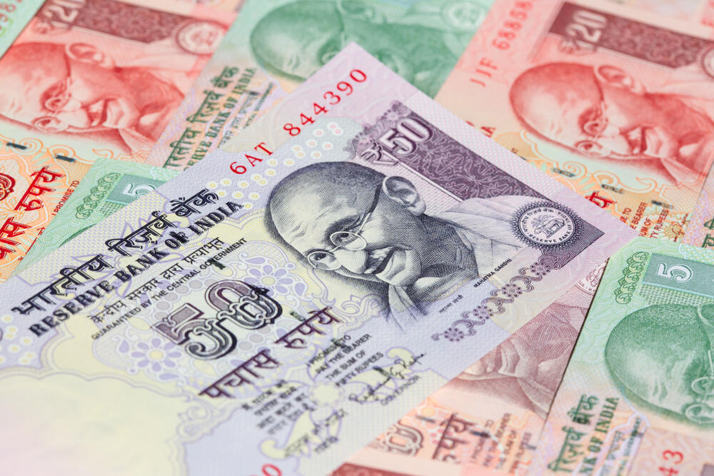 Analysts Expect Indian Rupee To Retreat In Late 2019 Despite Modi s Win 