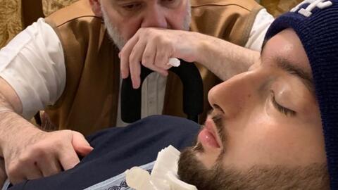 Watch the Saudi Sleeping Prince Head, Shoulder and Hand Gestures During his 15 Years in Coma