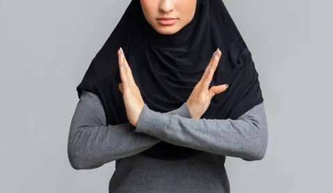 This is How France Tightens The Screws on Muslims 