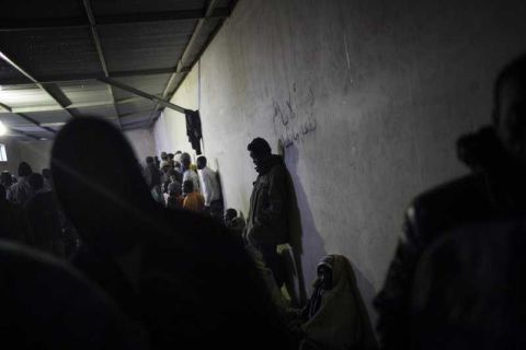 المهاجرون بفرنسا يتظاهرون للمطالبة بتحسين أوضاعهم