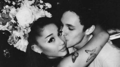 Surprise, Ariana Grande is Engaged to Dalton Gomez !