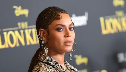 لعنة صندوق ديبوك تصيب مغني راب شهير.. هذا ما وقع له في شهر واحد!