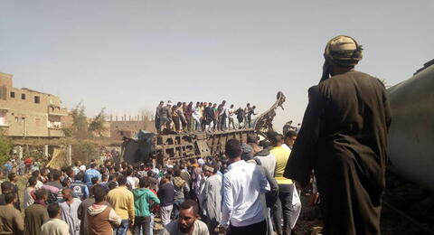 وزير النقل المصري يرد على مطالب استقالته (فيديو)