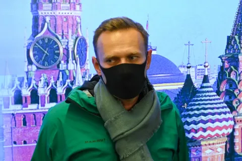 Doctor: Opposition Leader Alexei Navalny is Dying