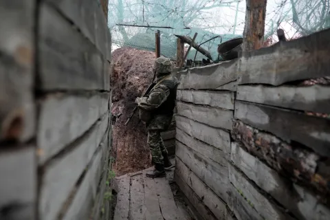 Ukraine Invites Russia to The Negotiating Table 