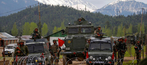 فرنسا تنصح رعاياها وشركاتها بمغادرة باكستان