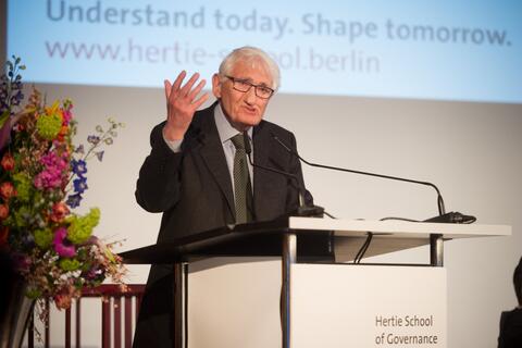 German Philosopher Jürgen Habermas Turns Down Prestigious UAE Award