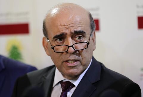 بعد مهاجمته دول الخليج.. وزير الخارجية اللبناني يطلب من عون اعفاءه من منصبه