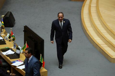 مصر... جدارة الدور والمعوقات