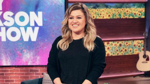 Kelly Clarkson Gets asked to Pay $150,000 Monthly to Her Ex 