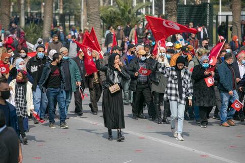 الغنوشي يغادر المستشفى وقيادي مستقيل من 