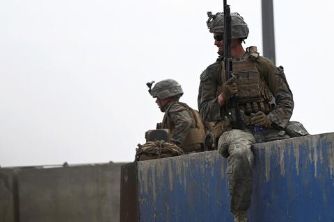 Seven Killed in Stampede Near Kabul Airport - UK Defense Ministry