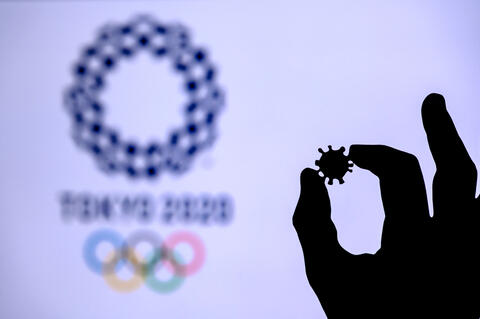 Controversial Iron Lady Sanae Takaichi Vows to Become Japan's Next Premier