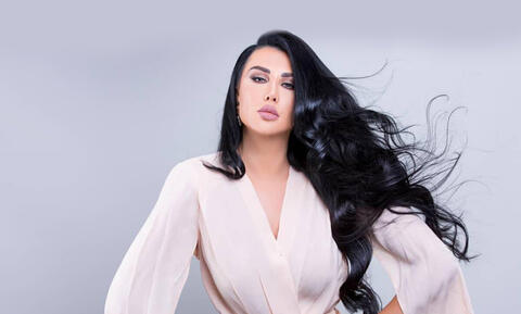 جيني إسبر تصدم الجميع برأيها حول العلاقات الجنسية قبل الزواج.. ومقدم البرنامج حاول إهانتها ولكن!