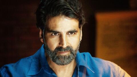 نجم بوليوود اكشاي كومار يفجع بوفاة والدته..