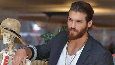 بعد ظهوره مع حسناء اسرائيلية.. جان يامان يعود ليخطف الأنظار على وسائل التواصل الاجتماعي!