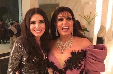 الجلوس مع فيفي عبده يساوي ألف درهم..وتأجيل موعد الحدث