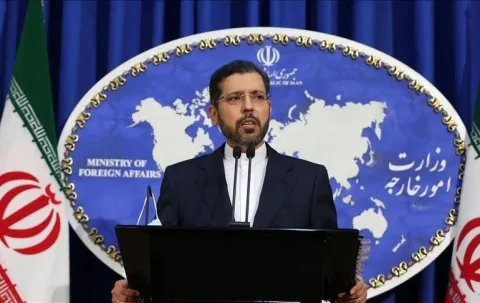 طهران: لن نقبل بأقل من رفع العقوبات عن البلاد 