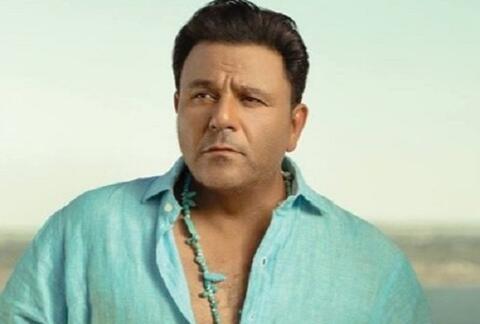 محمد فؤاد يعلق على صورته المثيرة للجدل