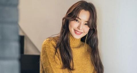 الممثلة الكورية هوني لي تعلن حملها بعد زواجها بشهر