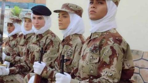 Kuwait Women Get Ready to Enlist in The Army in 'Combat Roles'