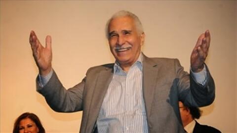 لعنة كورونا تطارد عبدالرحمن أبو زهرة.. ونجله يصرِّح 