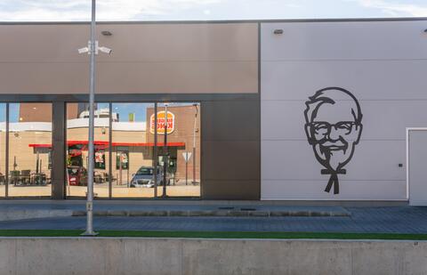 Brand Marketing On Twitter: Burger King and KFC's French Fries Battle