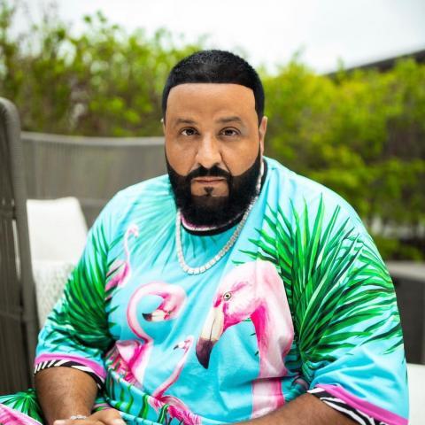 دي جي خالد يحتفل في يوم الأب 