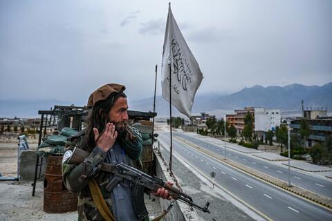 Collapse of Afghanistan's Economy and Height of Humanitarian Crisis 