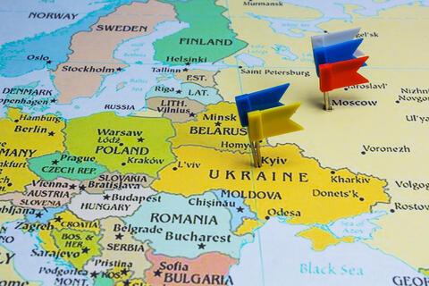 Ukraine: Current Status and Future Scenarios