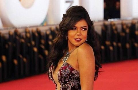 ناهد السباعي تعلق على مشهد التحرش في مسلسل (منورة بأهلها) 