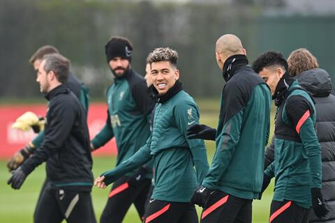 تشكيلة ليفربول المتوقعة أمام بنفيكا اليوم في دوري أبطال أوروبا