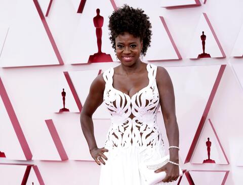 Viola Davis is Interviewed by Oprah Winfrey in Netflix Special