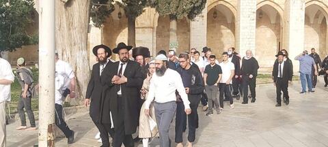 اصابات واعتقالات في 