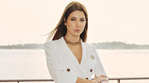 Nancy Ajram Walks The Streets of Beirut on Her Birthday in Disguise