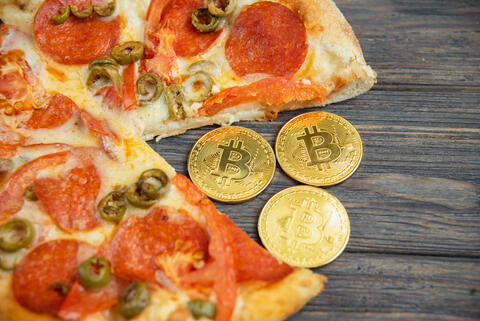 Crypto News Recap: Happy Bitcoin Pizza Day!