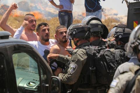 Viral: Palestinian Man Beats a Fully-Armed Israeli Soldier 