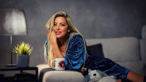 ريم مصطفى تكشف أنها مطلقة ولديها ولدين.. وهذا سبب طلاقها 