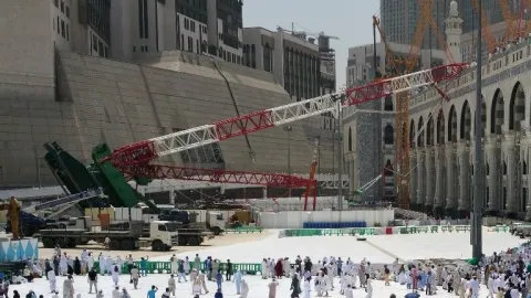 إعادة النظر بقضية سقوط رافعة الحرم المكي